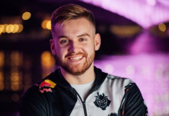 Trace Esports 在 VCT 2025： 中国第二阶段中以 2：1 战胜 Bilibili Gaming ，获得了季后赛资格